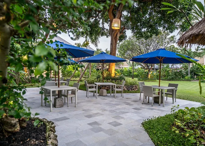 The Lovina Hotel