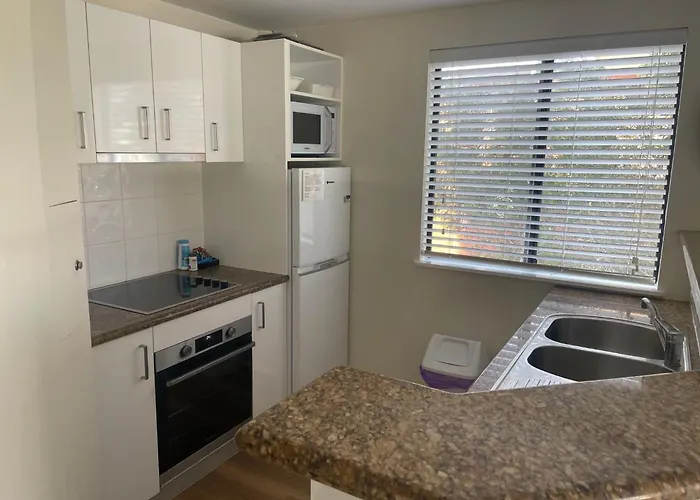 Aegean Mooloolaba Aparthotel