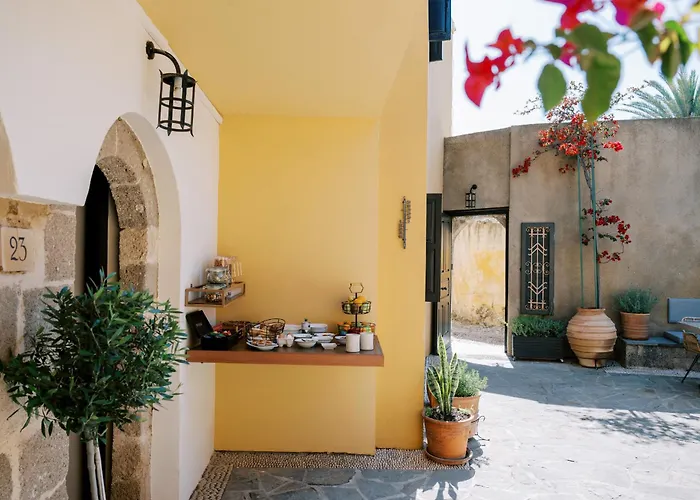 Zacosta Villa - A Heritage Hotel Rhodes City