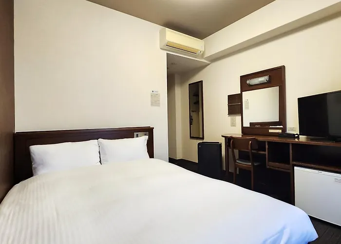 Hotel Route-Inn Nagahama Inter