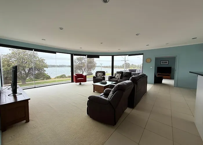 Heyfield Motel And Apartments Lakes Entrance