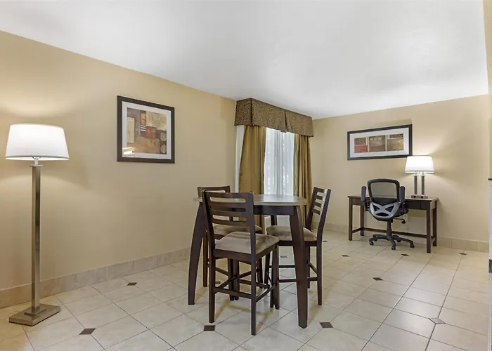 Best Western Plus Prairie Inn Albany