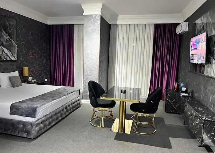 Amber Hotel Bakü