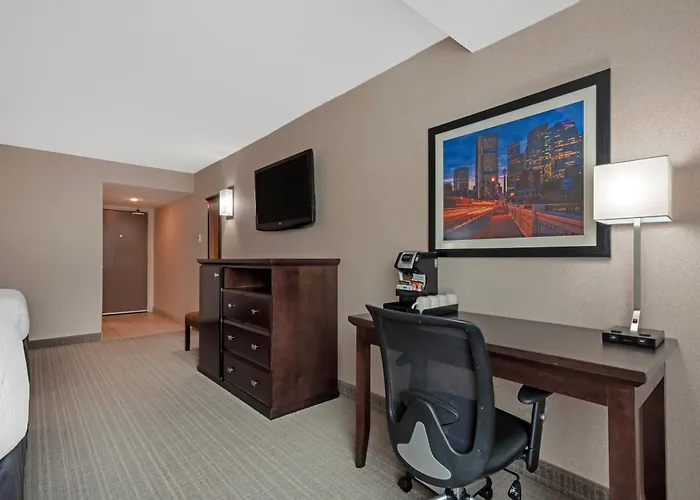 Best Western Plus Port O'Call Hotel YYC