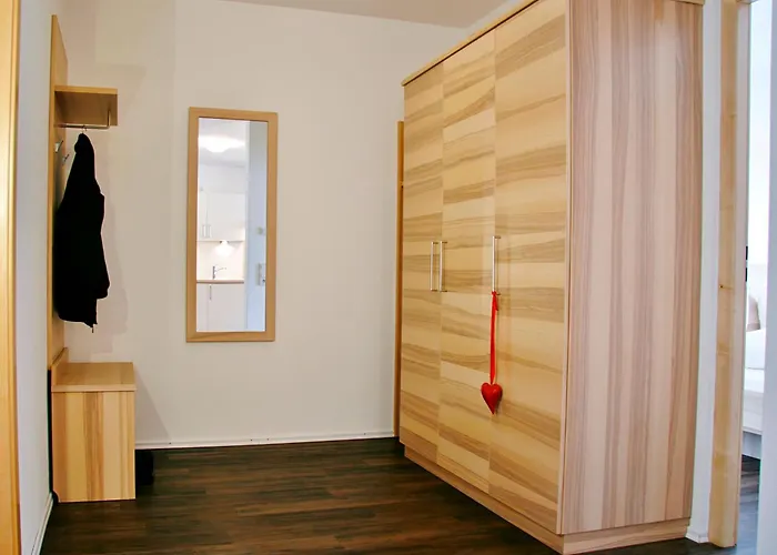 Seehotel und Appartements Schnöller Rieden