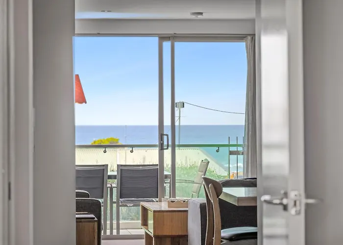The Dolphin Apartments Apollo Bay