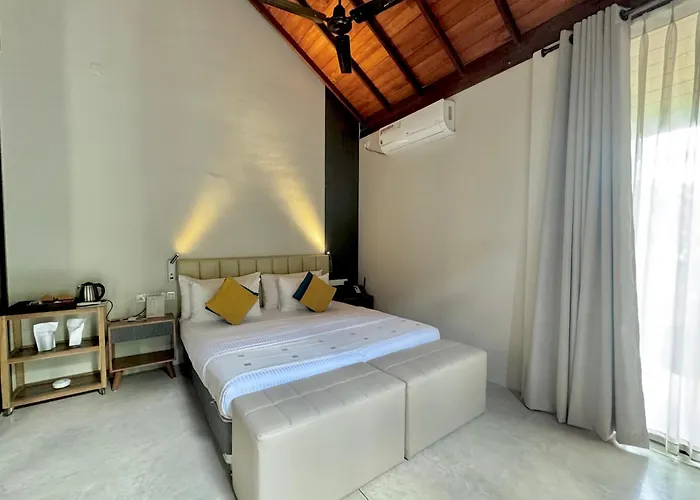Palm Paradise Cabanas & Villas Beach Resort Tangalle