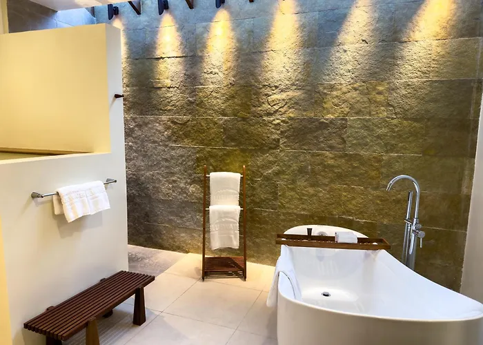 Bluewater Panglao Beach Resort
