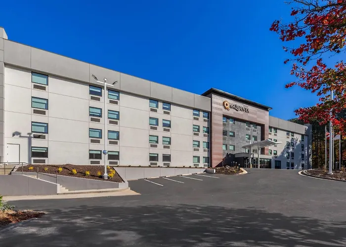 La Quinta By Wyndham Atlanta Roswell Hotel