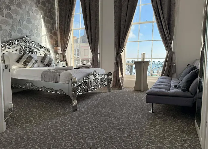 The Jubilee Hotel West- With Newly Refurbished Spa Facilities - Gamespit - And Smokehouse Weymouth