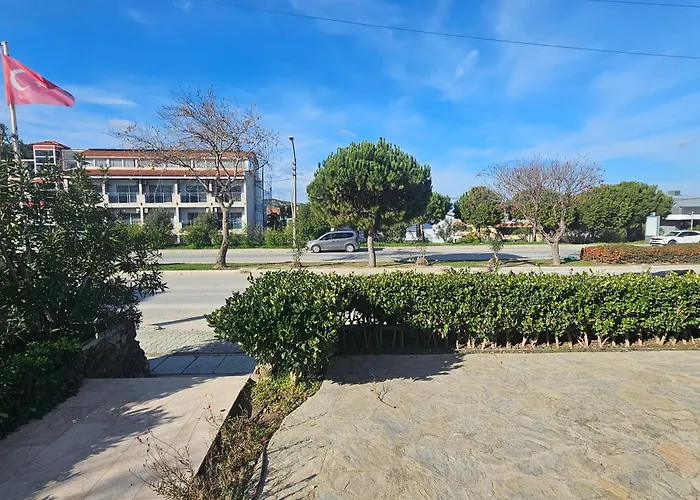 Cicek Apart Hotel Çeşme