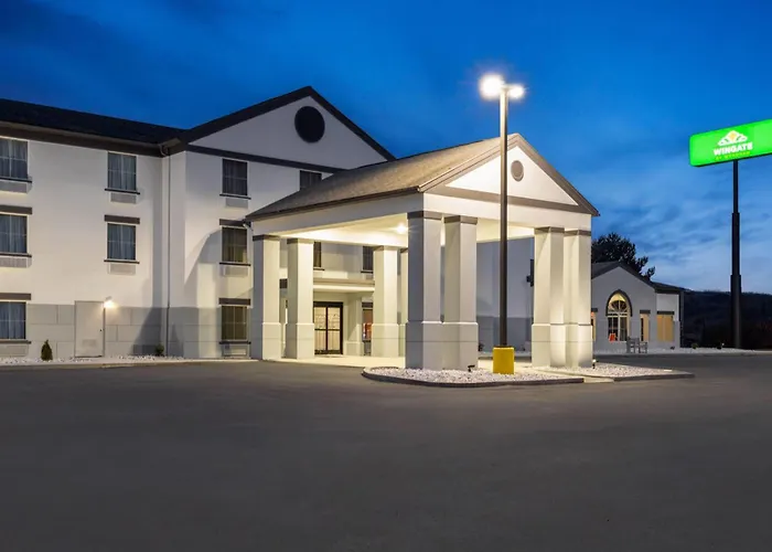 Wingate By Wyndham Clearfield Hotel