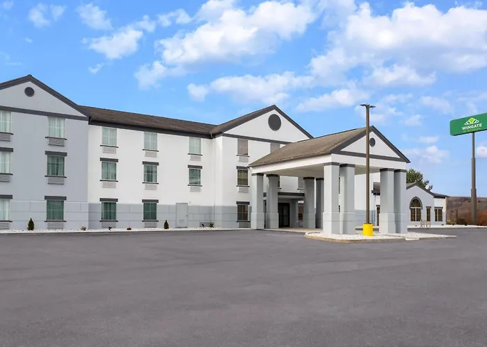 Wingate By Wyndham Clearfield Hotel