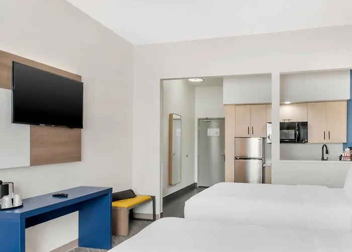 Comfort Inn&Suites El Paso I-10 Airport Area