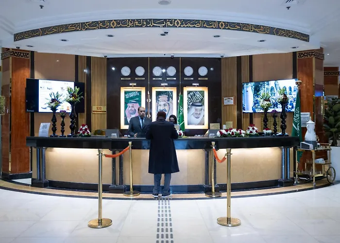 Golden Tulip Al Shakreen Medina