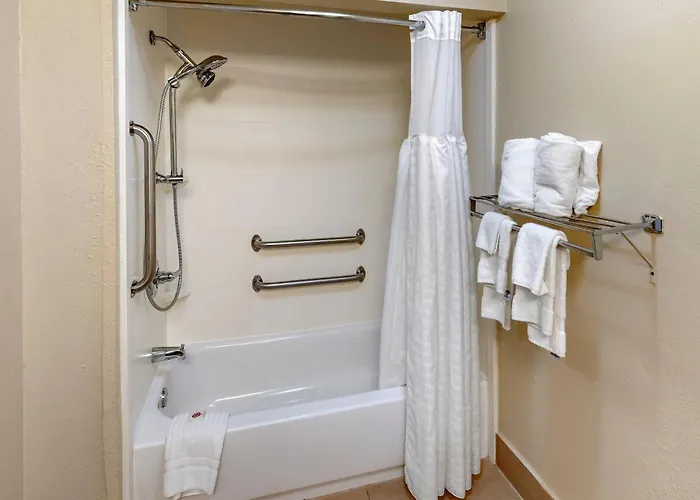 Comfort Inn & Suites Lincoln I-20