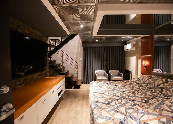 Hotel Le Chablis Cadillac Montréal
