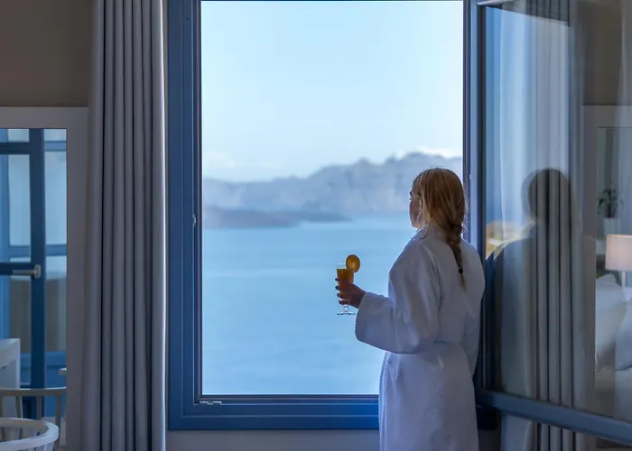 Acroterra Rosa Luxury Suites & Spa Akrotírion