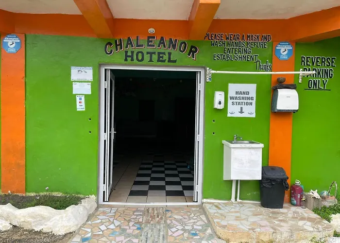 Chaleanor Hotel Dangriga