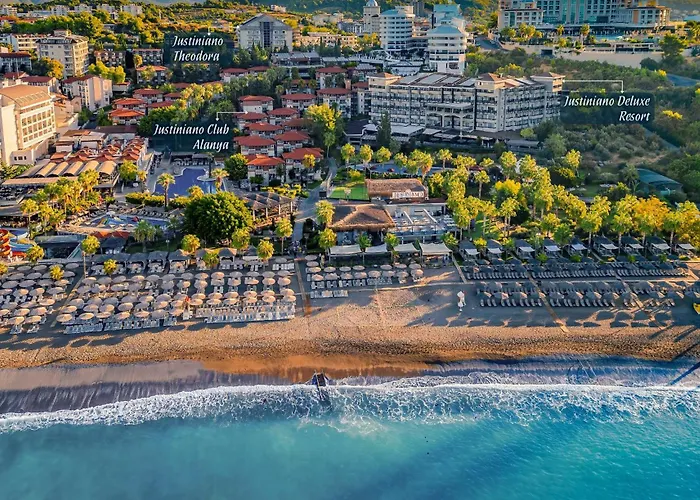 Justiniano Theodora Resort Okurcalar