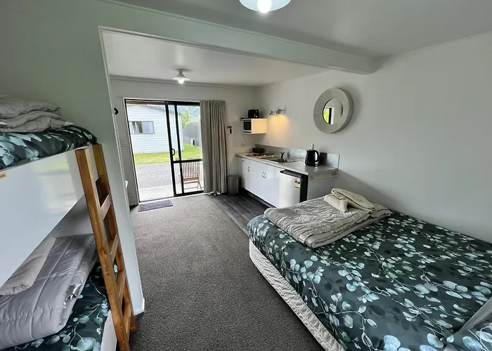 Parklands Marina Holiday Park Picton