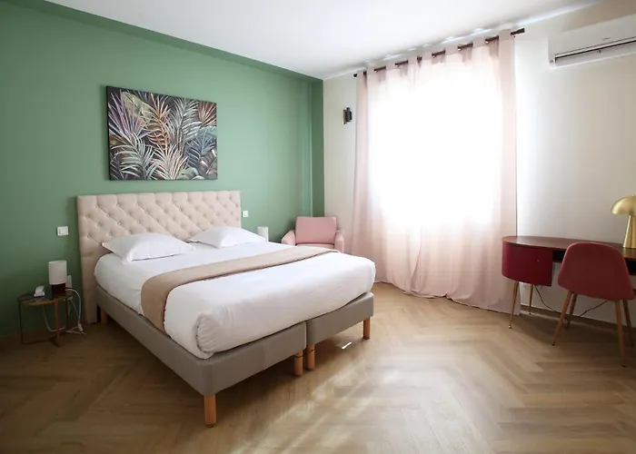 Hotel Le Blason de Provence Monteux