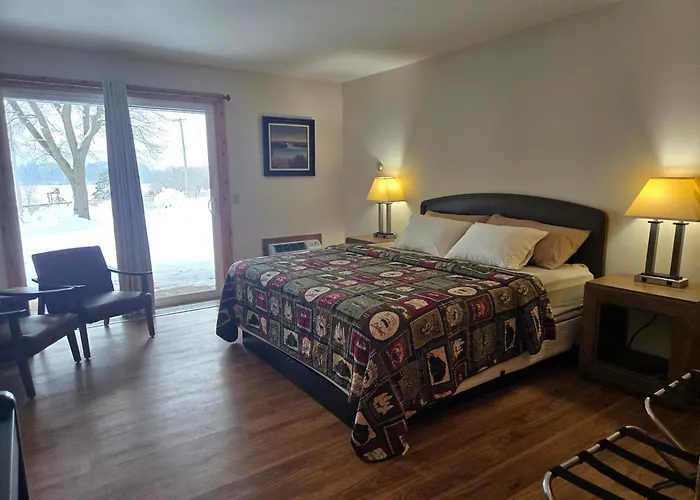 Timber Inn Phillips