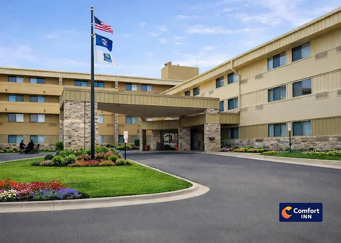 Comfort Inn Farmington Hills - Novi-Royal Oaks-Southfield-Detroit Northwest