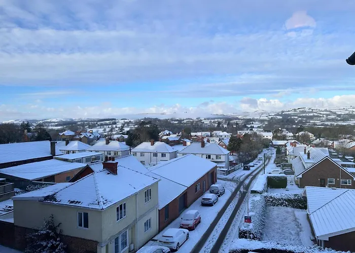 Greylands Guest House Llandrindod Wells