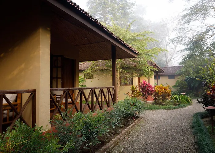 Green Mansions Jungle Resort Sauraha
