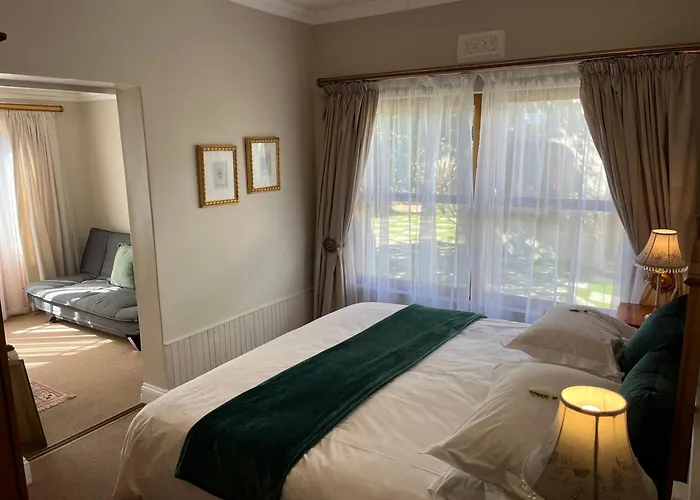 La Pension Guest House Oudtshoorn