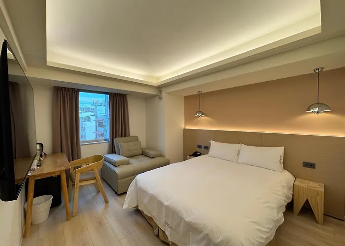 Fooyee Hotel - Taichung Train Station