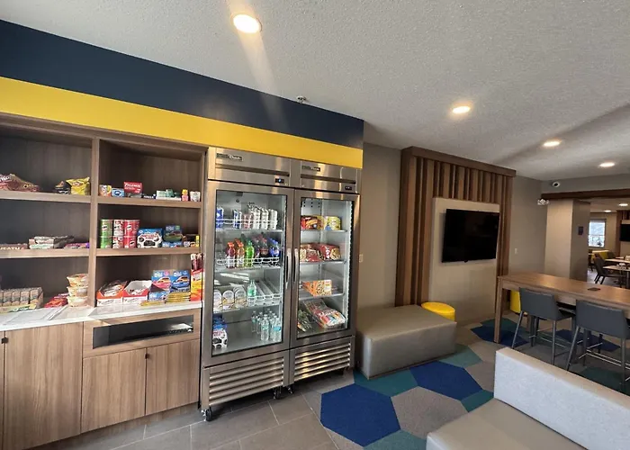 Microtel Inn & Suites By Wyndham Wheeling At The Highlands Triadelphia