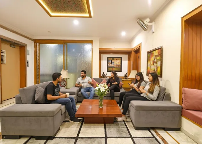 Fabhotel Siris 18 - Aravali Biodiversity Park Gurgaon