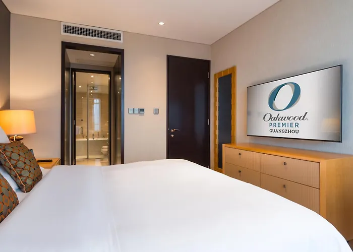 Aparthotel Oakwood Premier Cantón