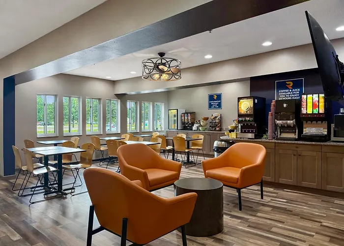 Reston Inn & Suites Spencer