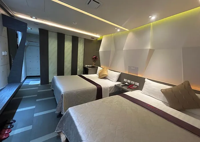 Benz Hotel Zhongli