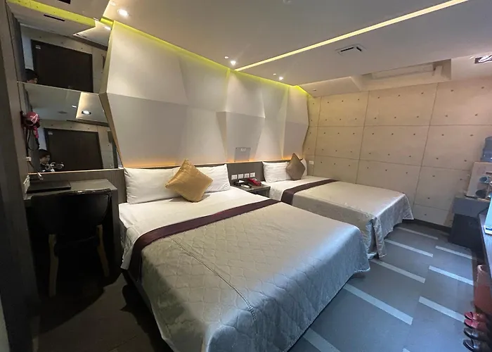 Benz Hotel Zhongli
