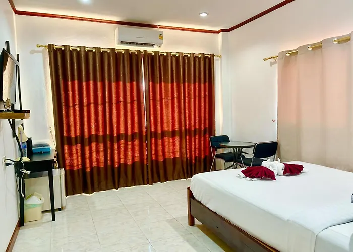 Lanta Grand House Hotel เกาะลันตา