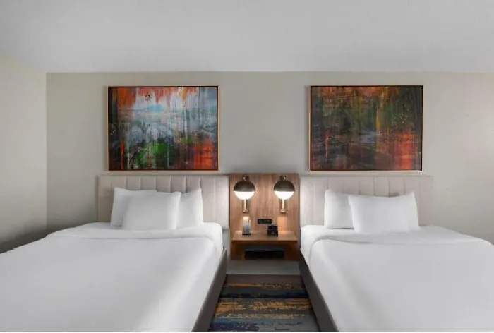 La Quinta By Wyndham Knoxville Central Papermill