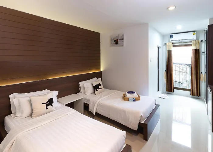 Bed By City Hotel Bangkok