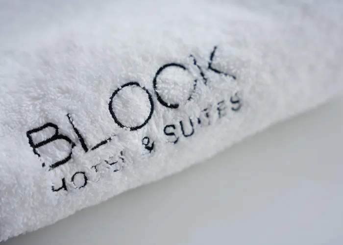 Hotel Block Suites Mexico City