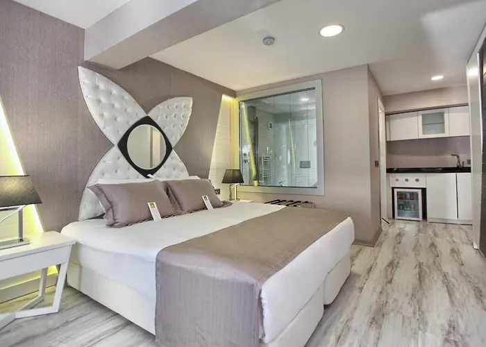 Demonti Hotel Ankara