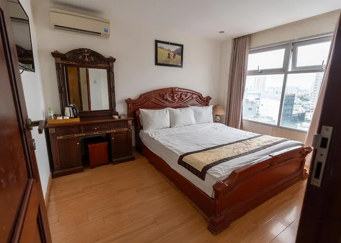 Nhat Linh hotel&Apartment Đà Nẵng