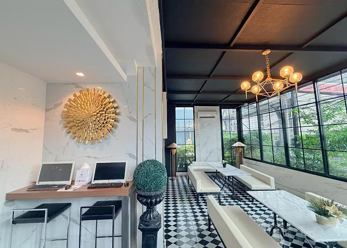 Hotel Marigold Sukhumvit - Free Shuttle To Bts Bearing Station Bangkok