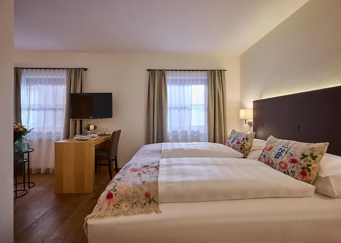 Hotel Garni Schneider Lech