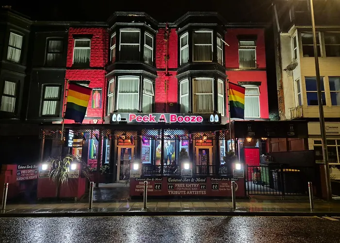 Peek-A-Booze - Budget Hotel - Adults Only Blackpool