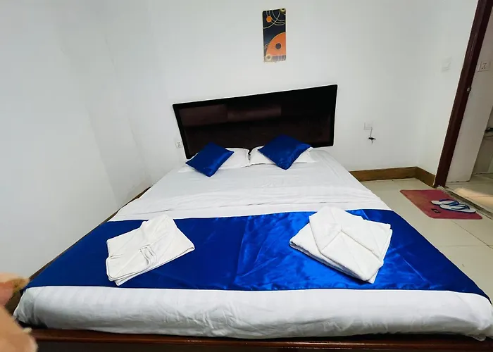 New Season Riverside Hotel Phnom Penh