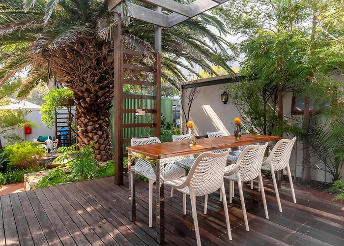Camps Bay Village - Stone Cottages Cape Town