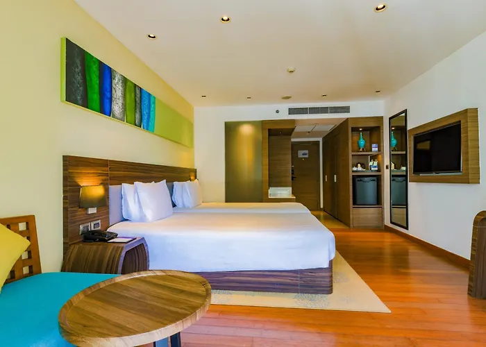 Holiday Inn Resort Phuket Karon Beach By Ihg